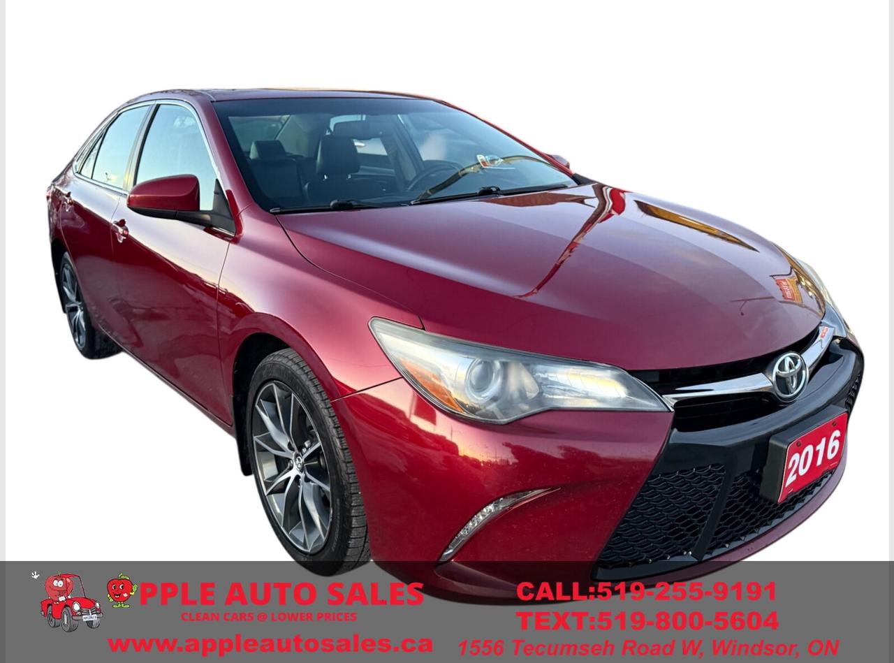 2016 Toyota Camry XSE Photo