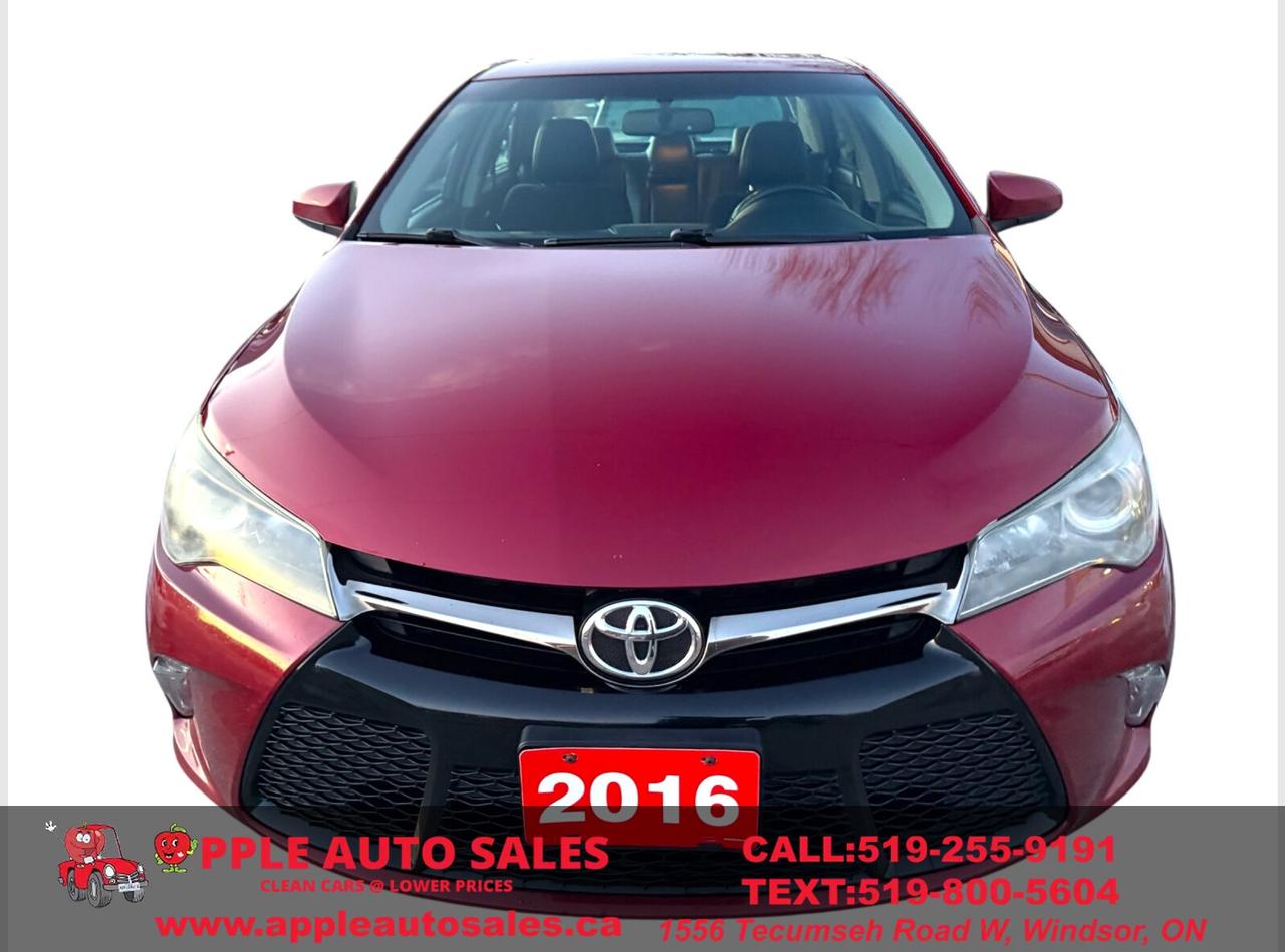 2016 Toyota Camry XSE Photo