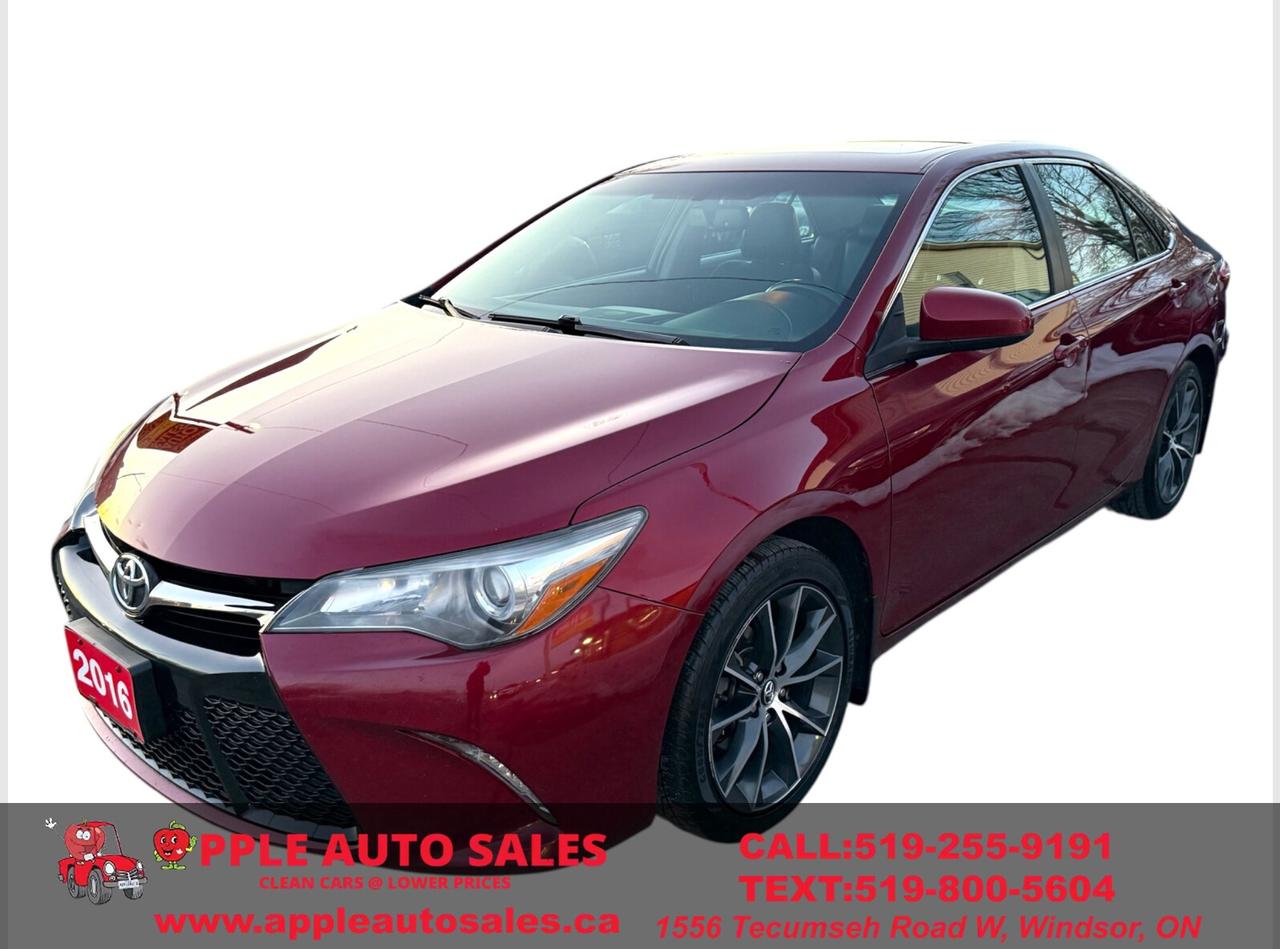 2016 Toyota Camry XSE Photo0