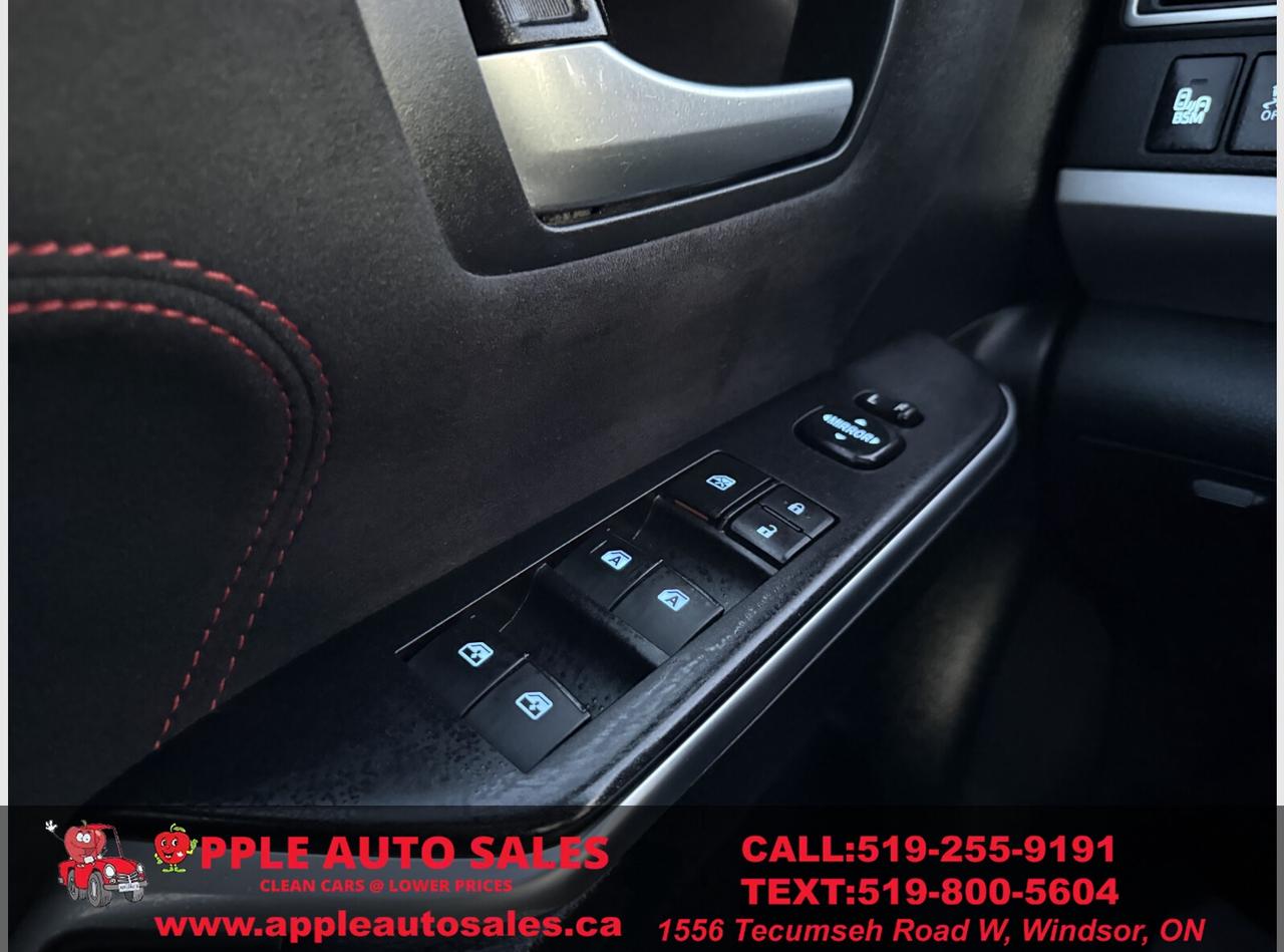 2016 Toyota Camry XSE Photo