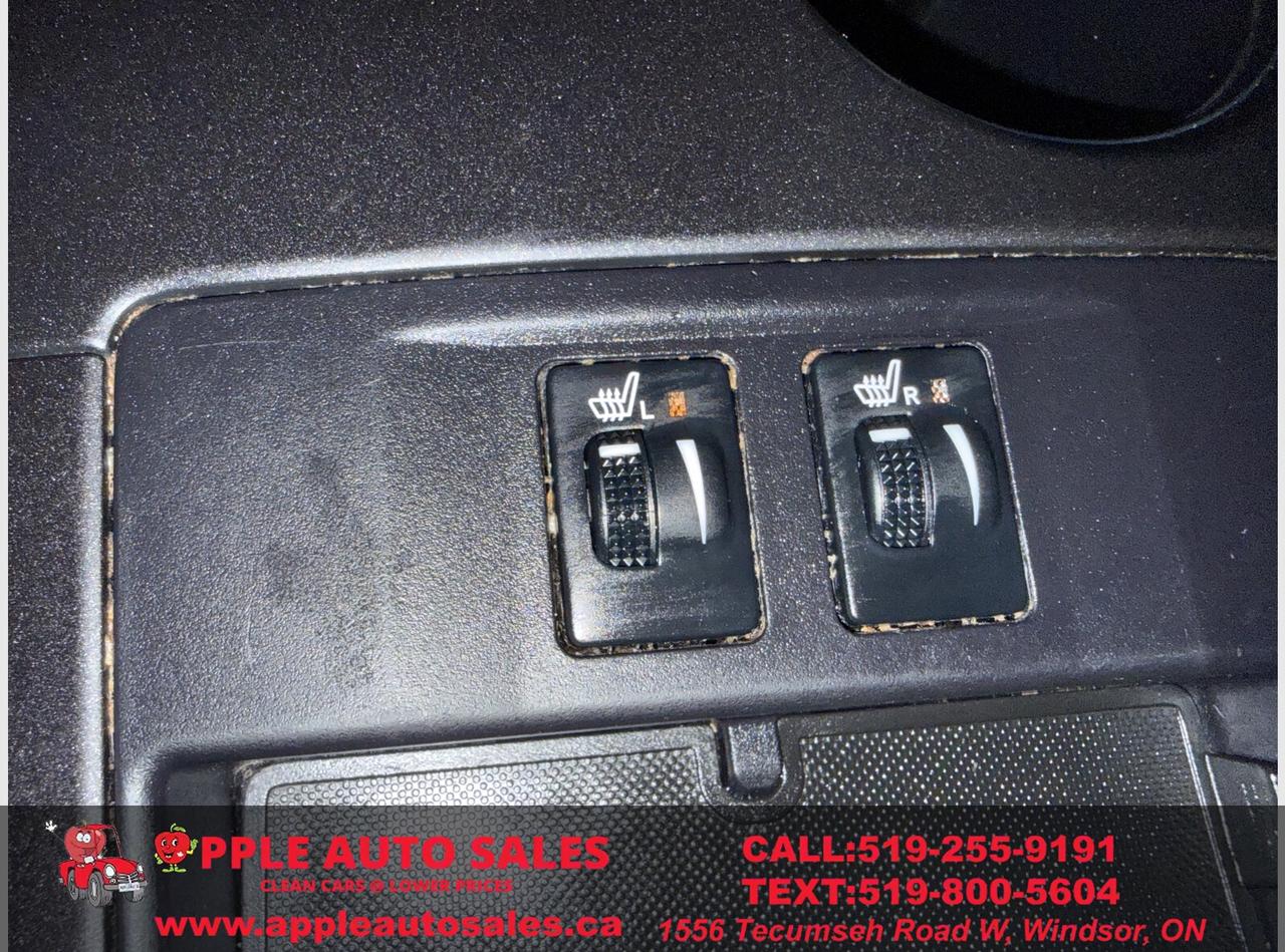 2016 Toyota Camry XSE Photo