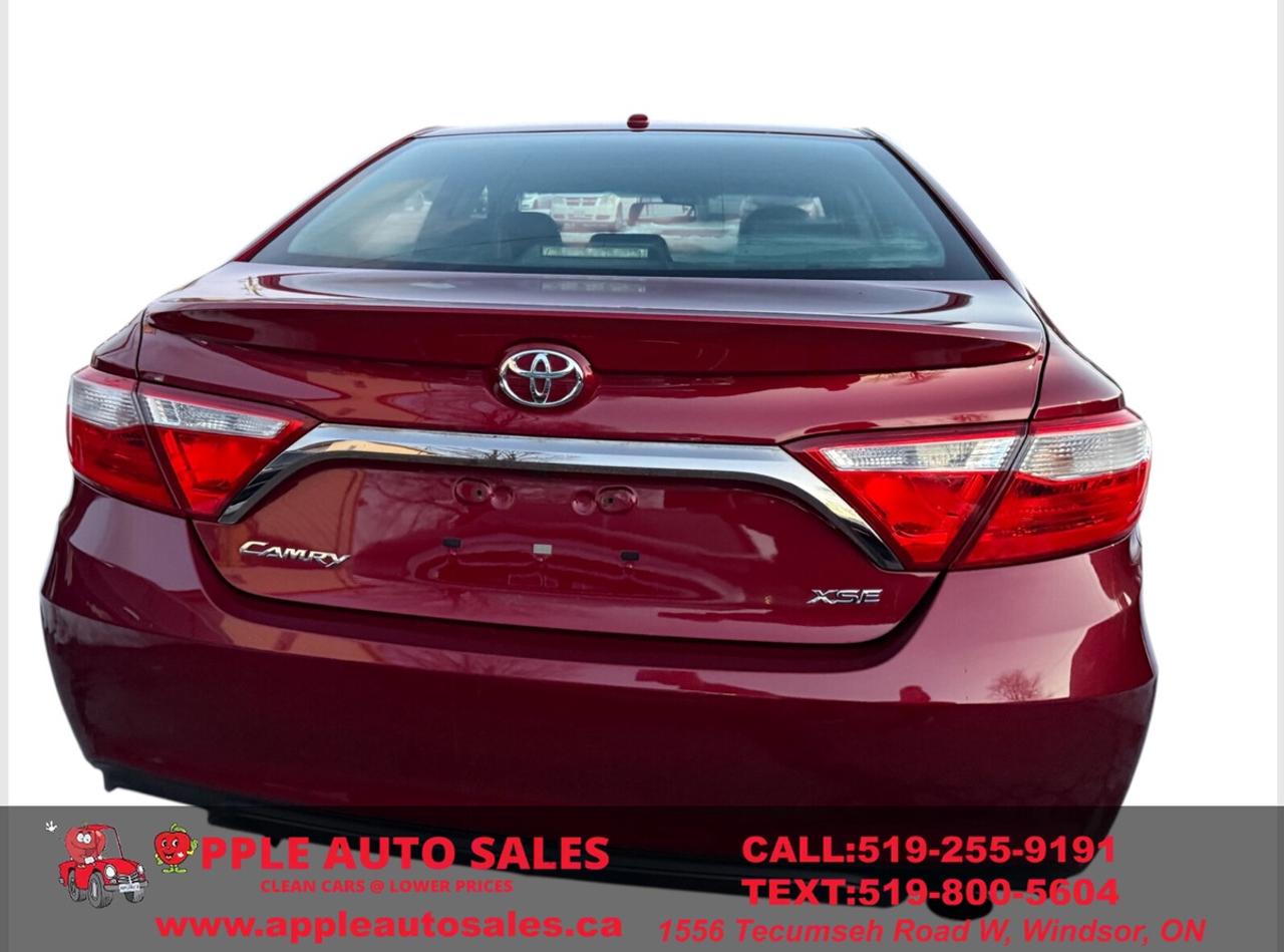 2016 Toyota Camry XSE Photo