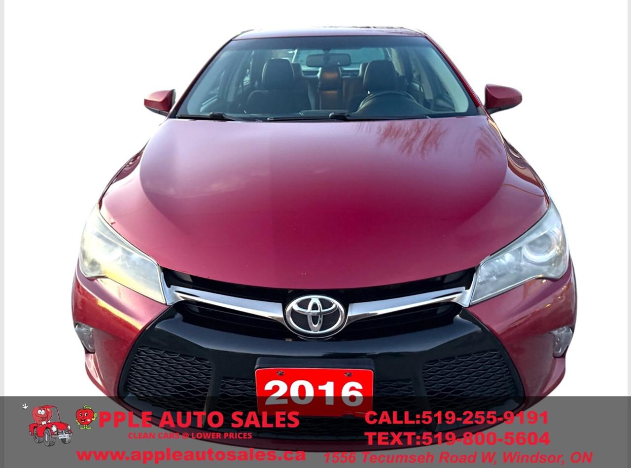 2016 Toyota Camry XSE Photo