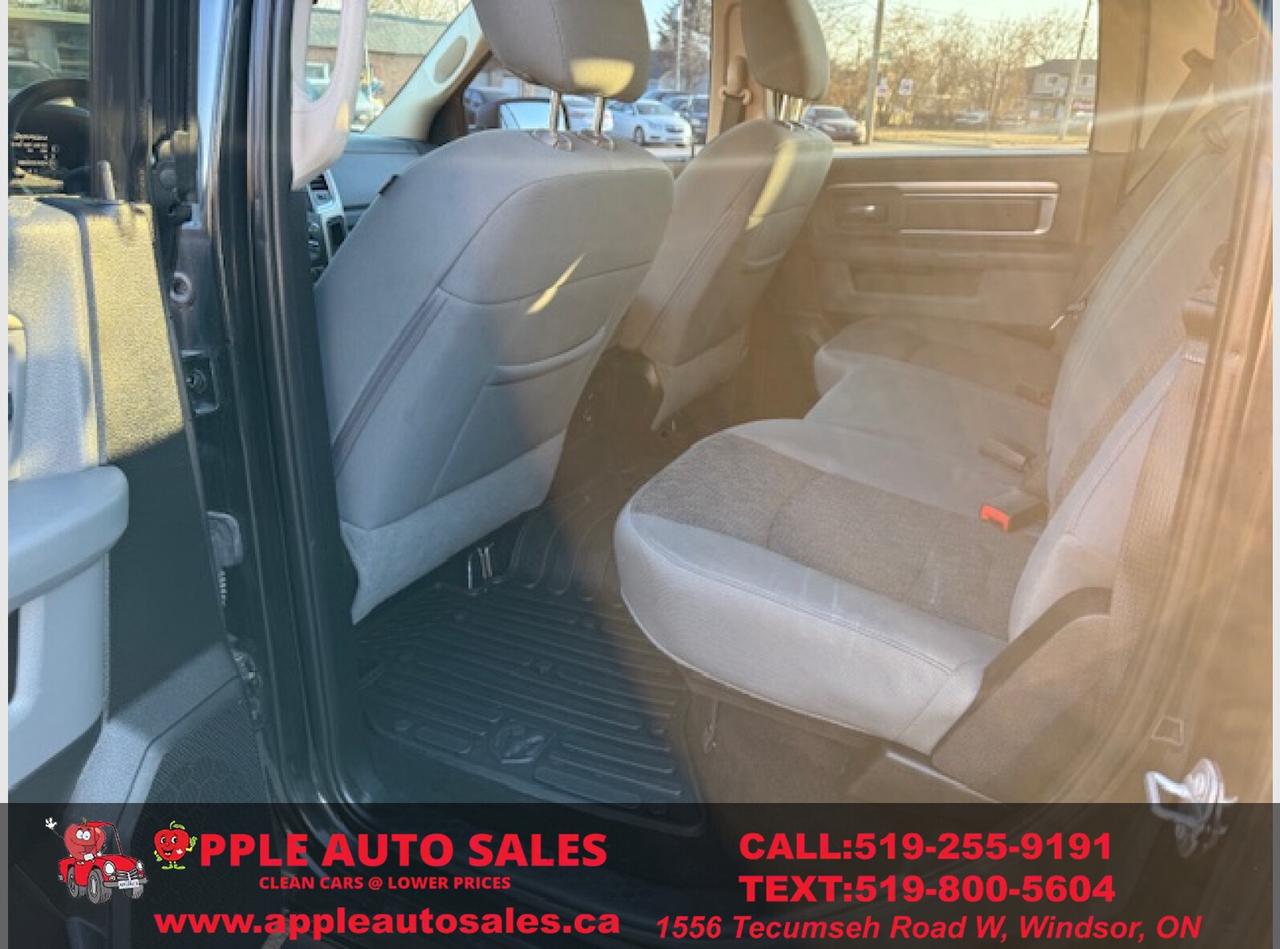 2016 RAM 1500 SLT Photo