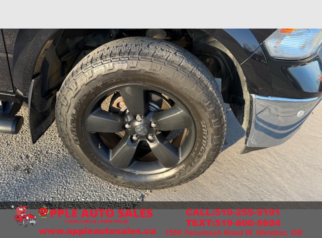 2016 RAM 1500 SLT Photo