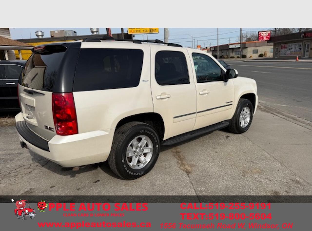 2011 GMC Yukon SLT1 Photo