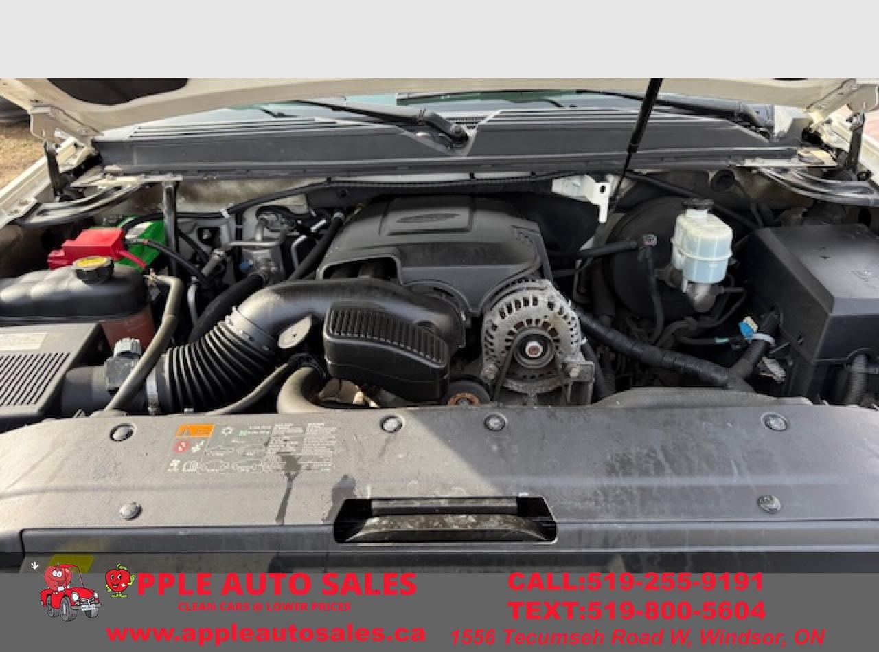 2011 GMC Yukon SLT1 Photo