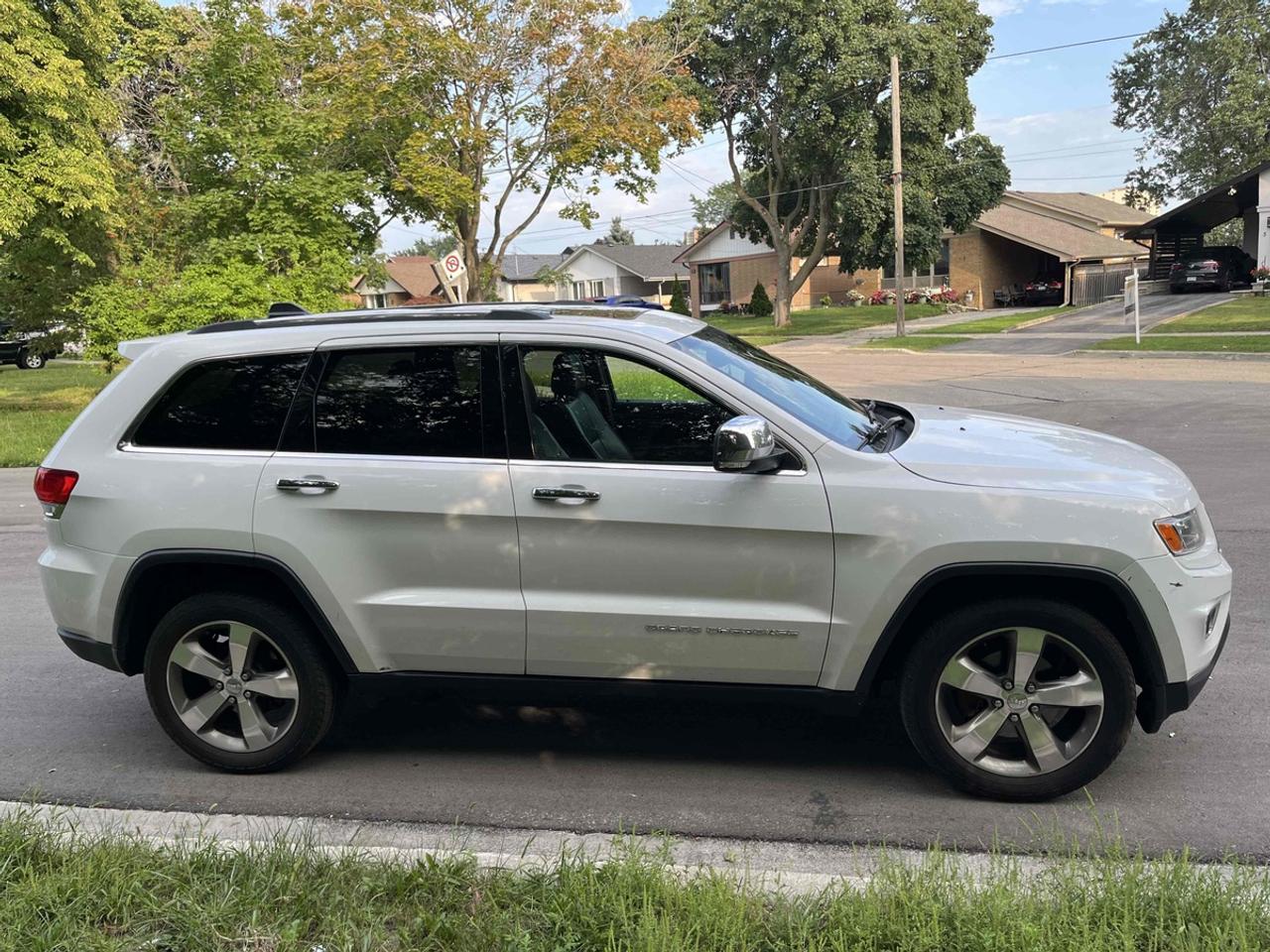 2016 Jeep Grand Cherokee Limited Photo