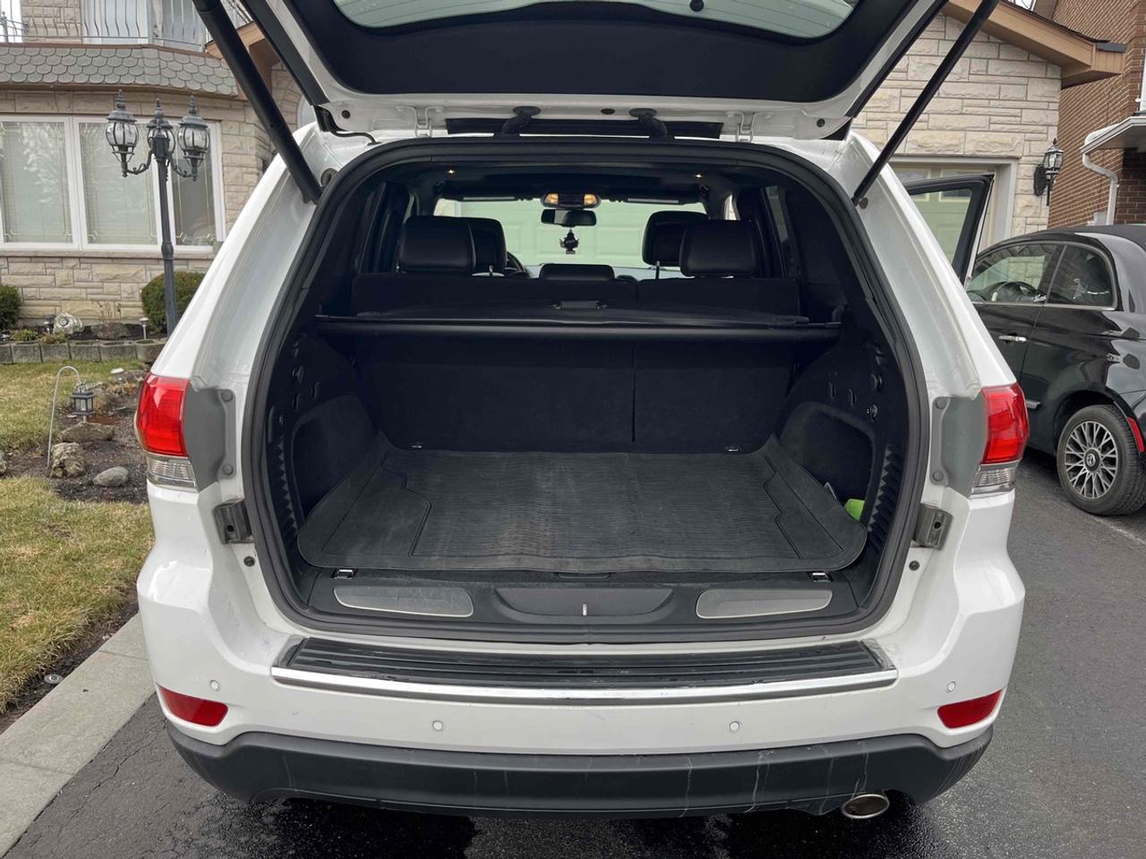 2016 Jeep Grand Cherokee Limited Photo