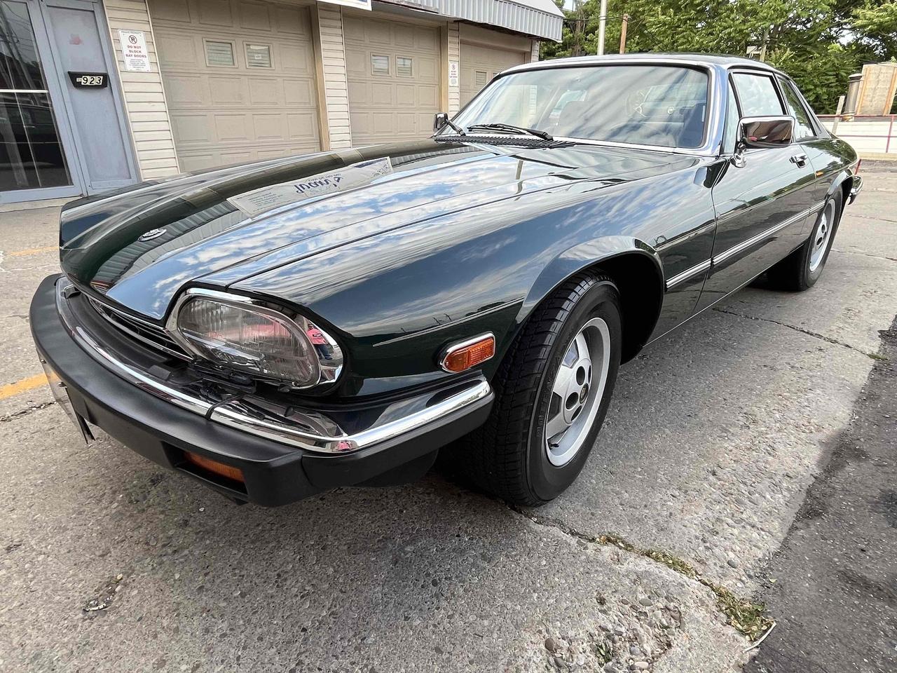 1988 Jaguar XJS V12 Photo