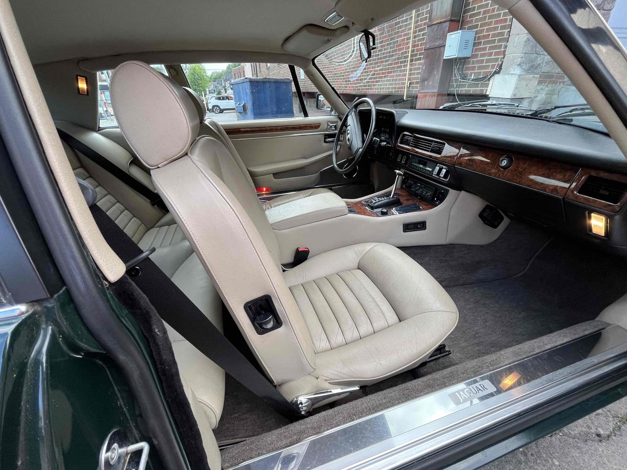 1988 Jaguar XJS V12 Photo