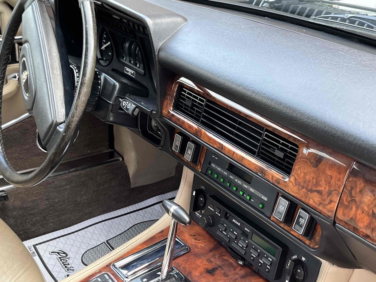 1988 Jaguar XJS V12 Photo