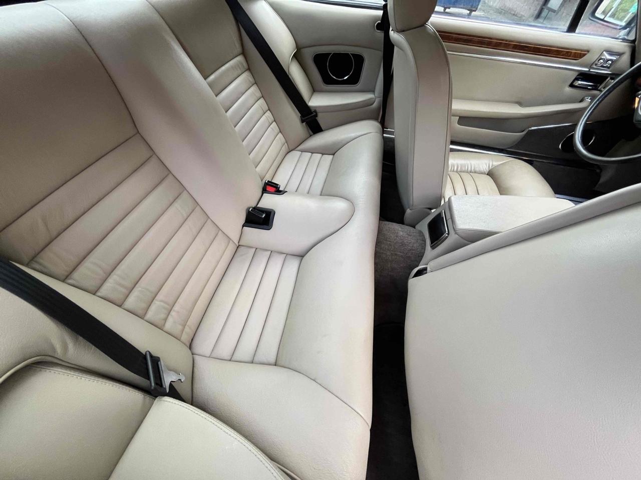 1988 Jaguar XJS V12 Photo