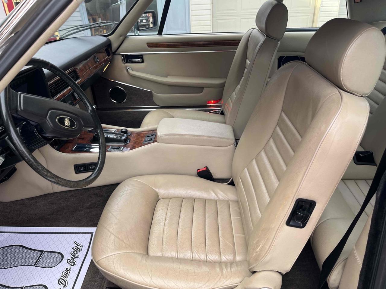 1988 Jaguar XJS V12 Photo