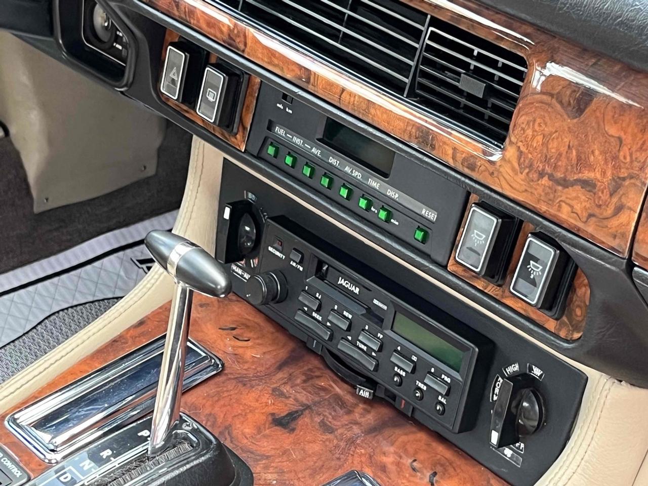 1988 Jaguar XJS V12 Photo