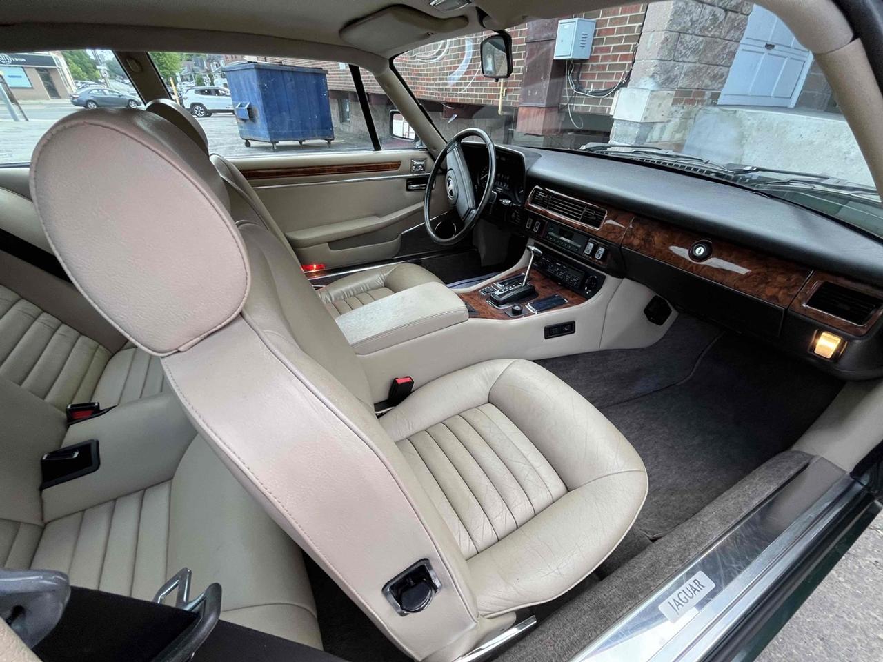 1988 Jaguar XJS V12 Photo
