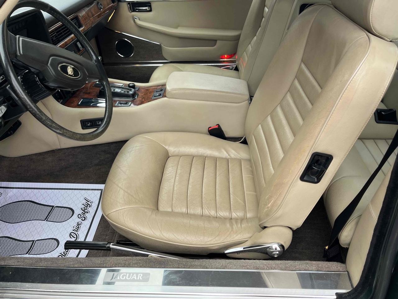 1988 Jaguar XJS V12 Photo