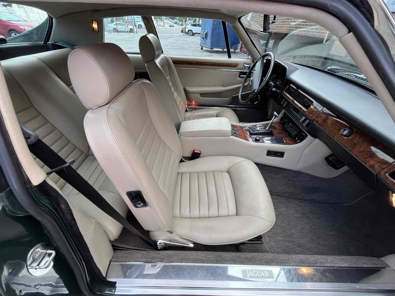 1988 Jaguar XJS V12 Photo