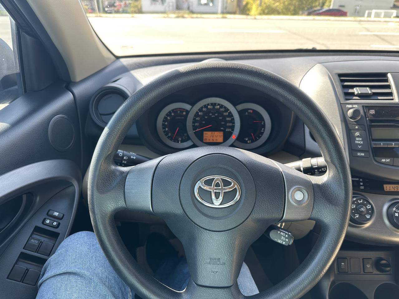 2009 Toyota RAV4 Base I4 Photo