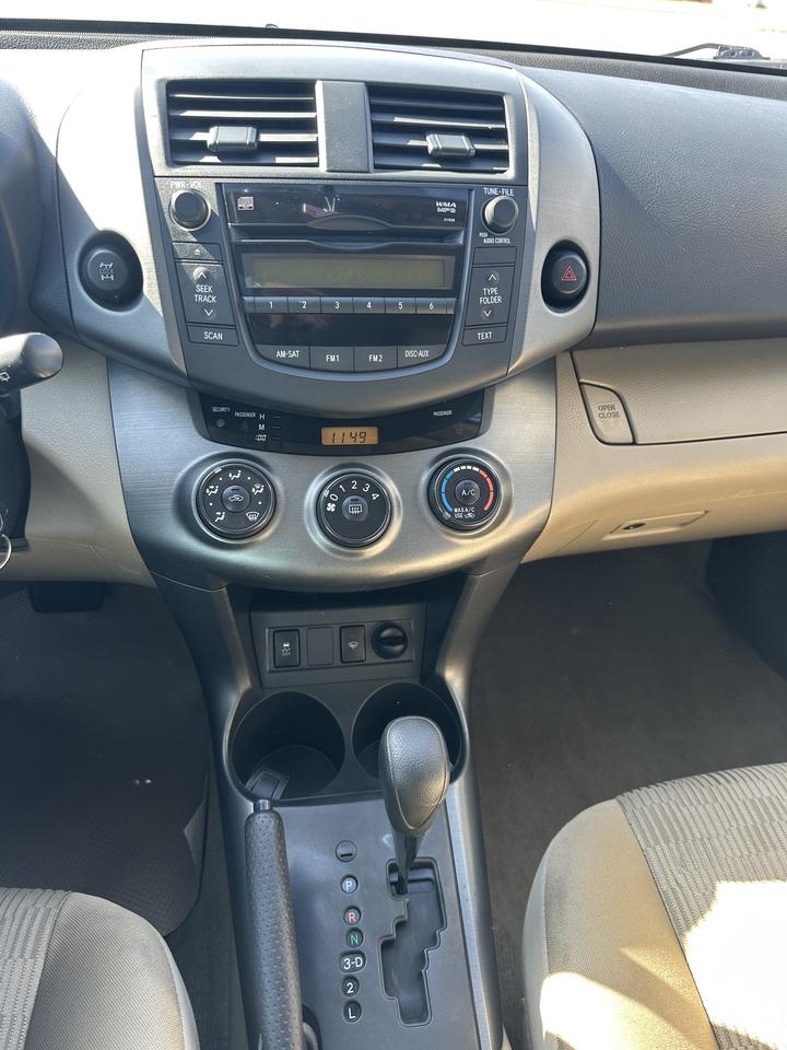 2009 Toyota RAV4 Base I4 Photo