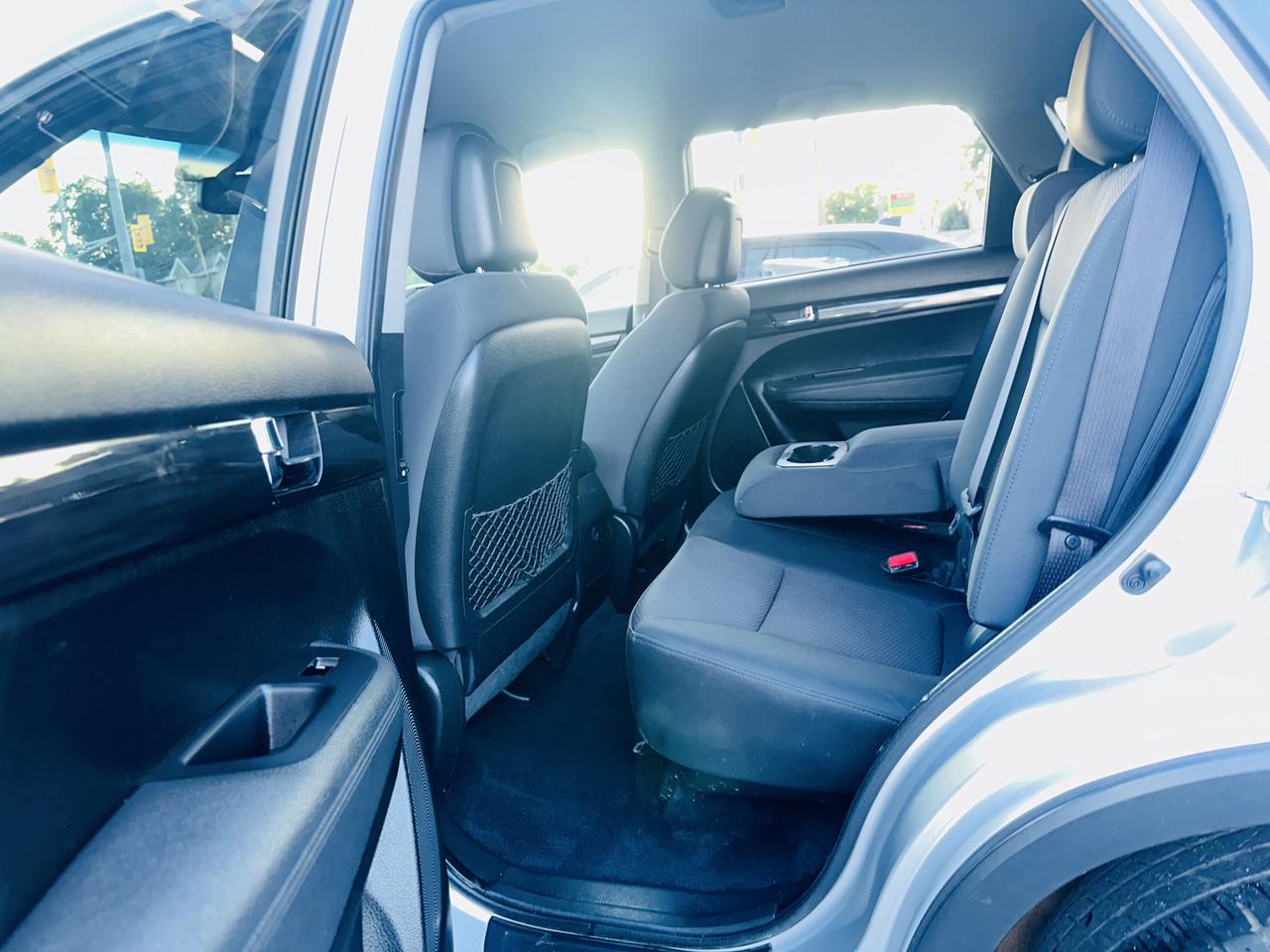 2011 Kia Sorento LX Photo