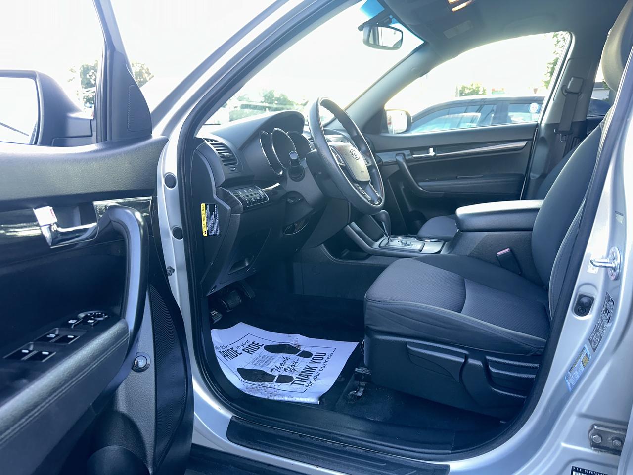 2011 Kia Sorento LX Photo