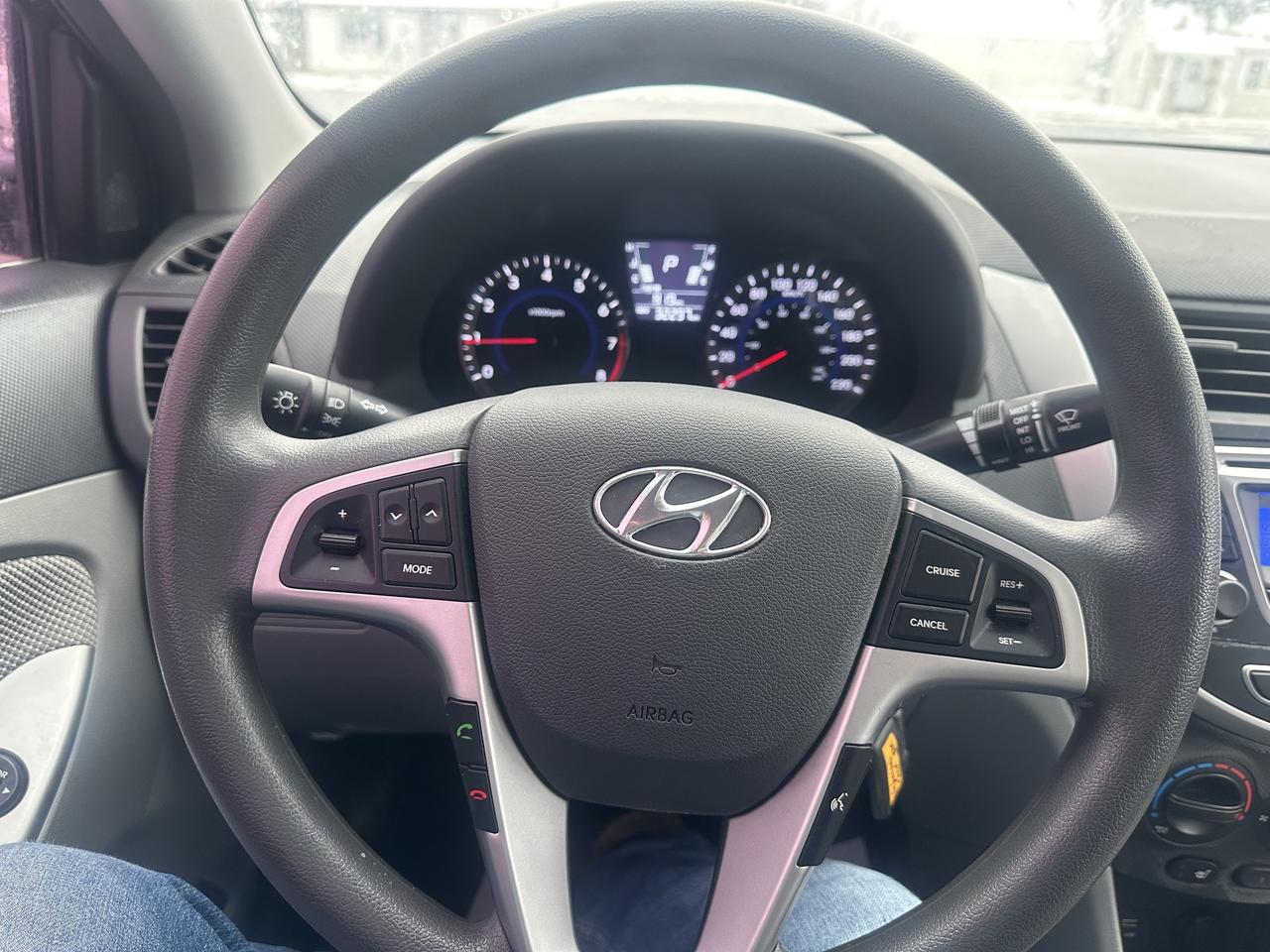 2014 Hyundai Accent GLS Photo