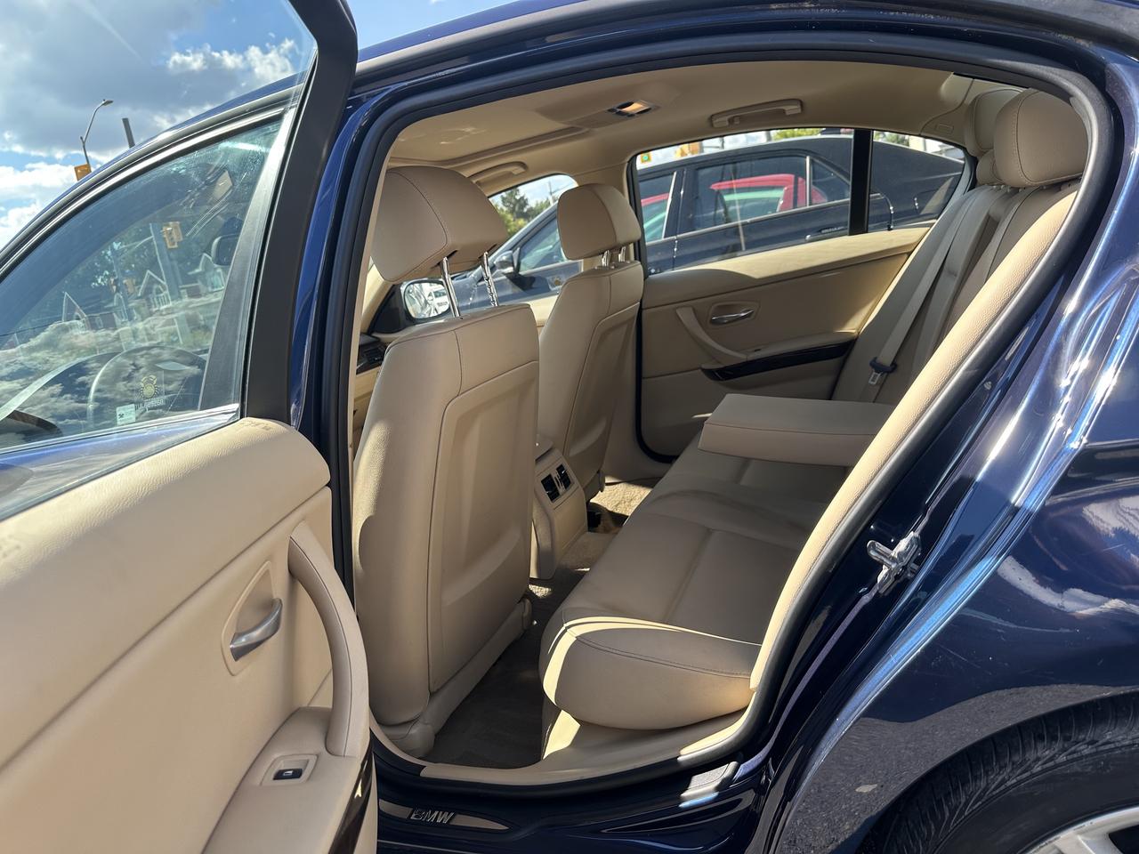 2011 BMW 3-Series 328i xDrive Photo