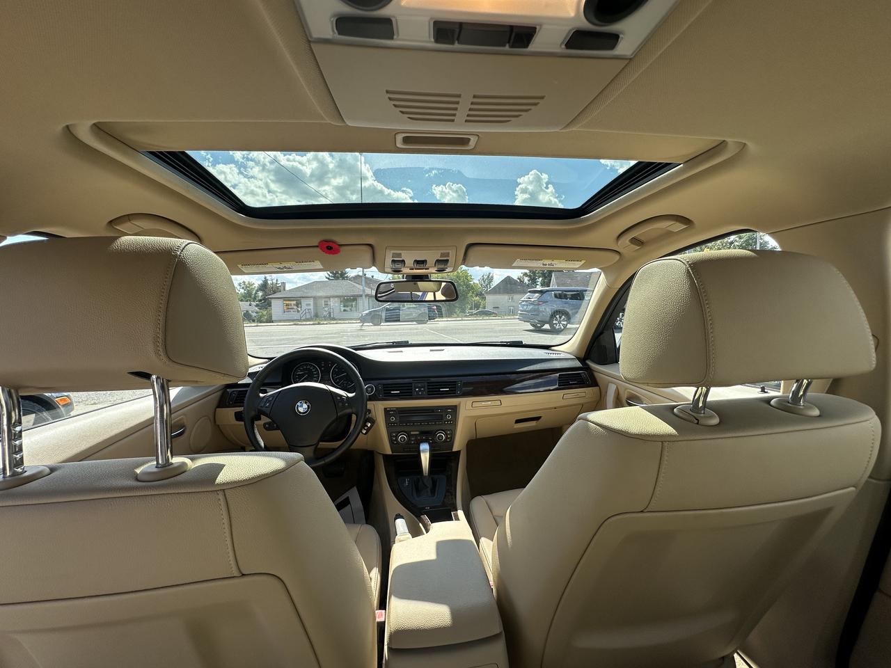 2011 BMW 3-Series 328i xDrive Photo