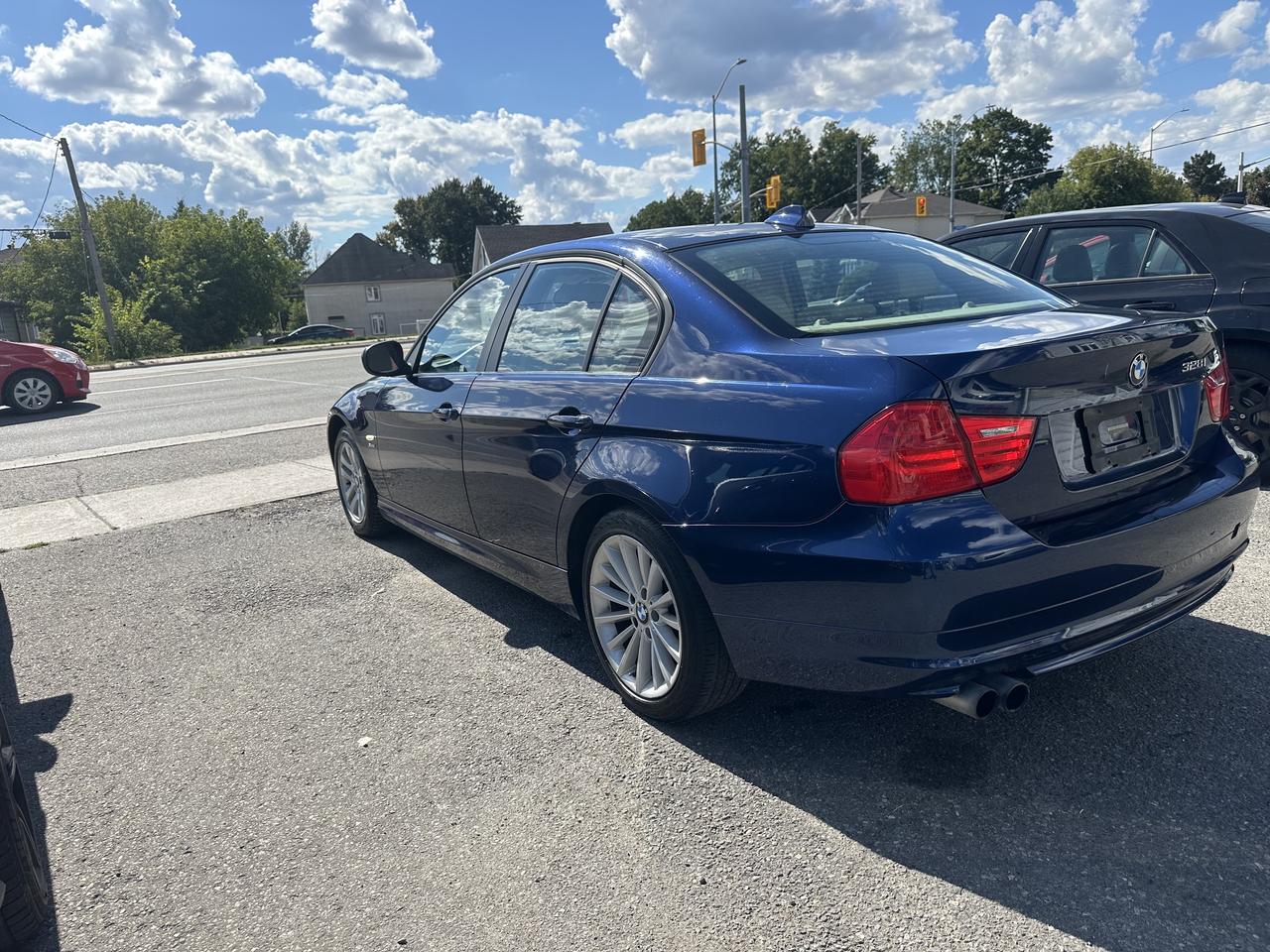 2011 BMW 3-Series 328i xDrive Photo