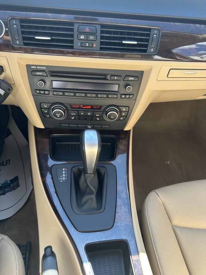 2011 BMW 3-Series 328i xDrive Photo