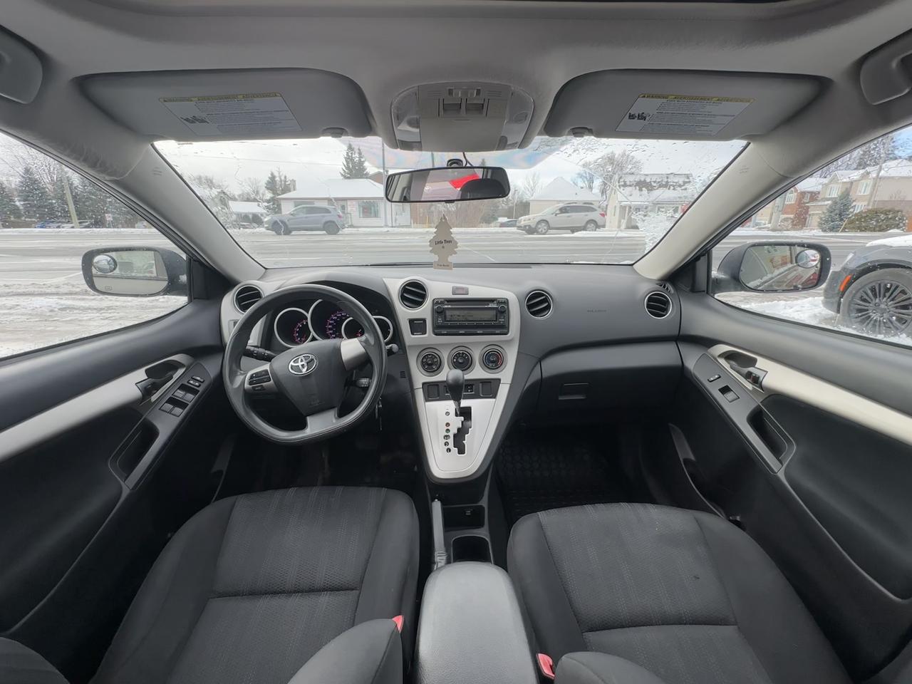 2014 Toyota Matrix LE Photo