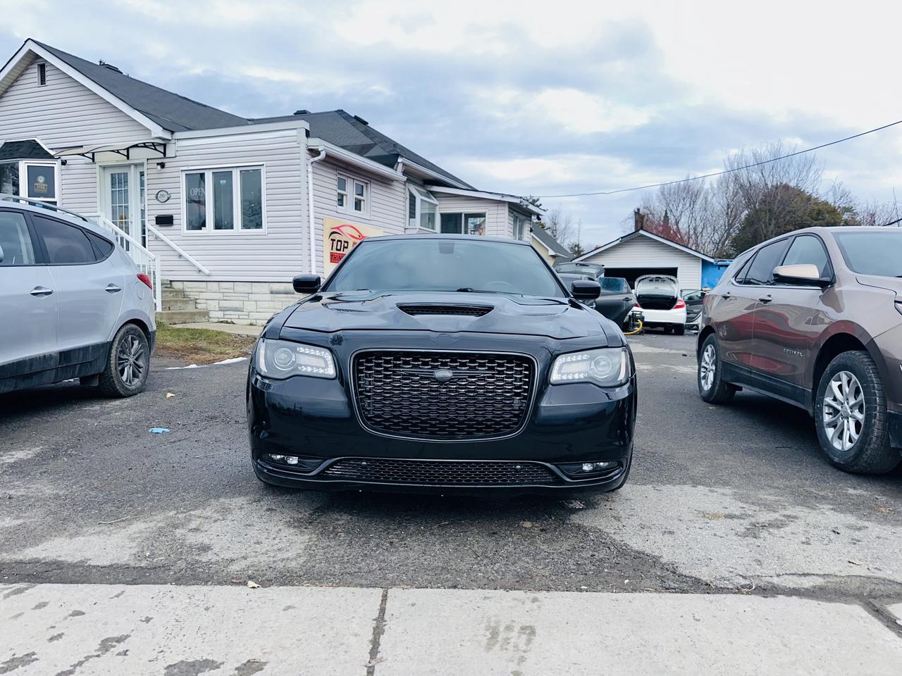 2016 Chrysler 300 S Photo