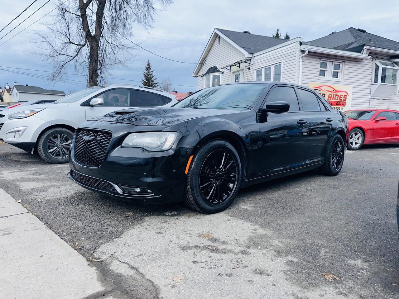 2016 Chrysler 300 S Photo