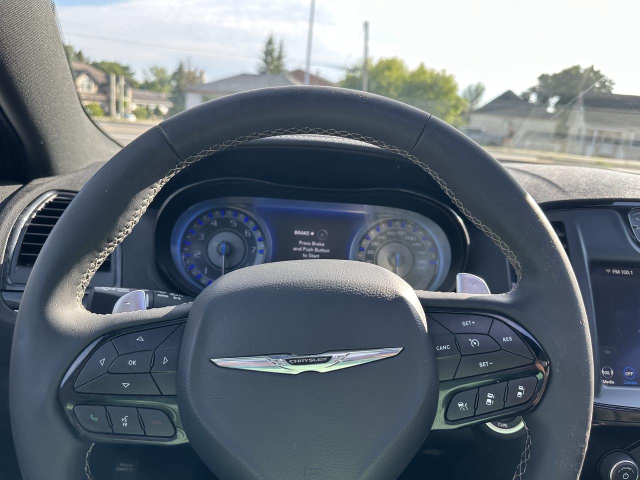 2023 Chrysler 300 S Photo