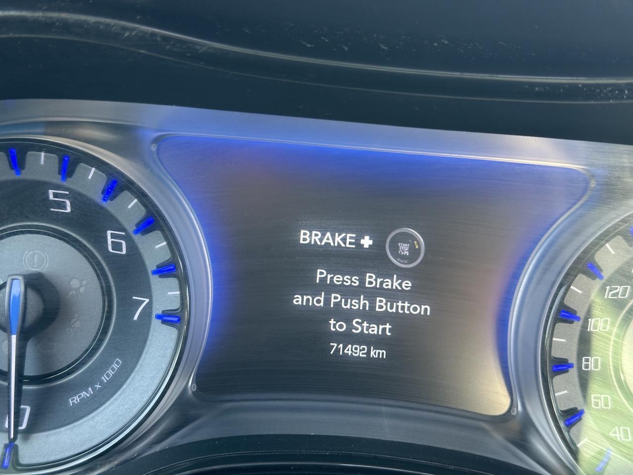 2023 Chrysler 300 S Photo