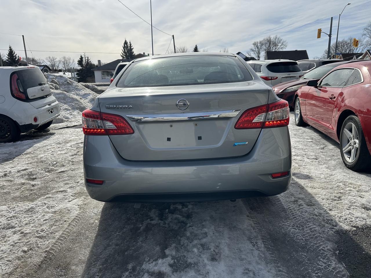 2013 Nissan Sentra SV Photo4