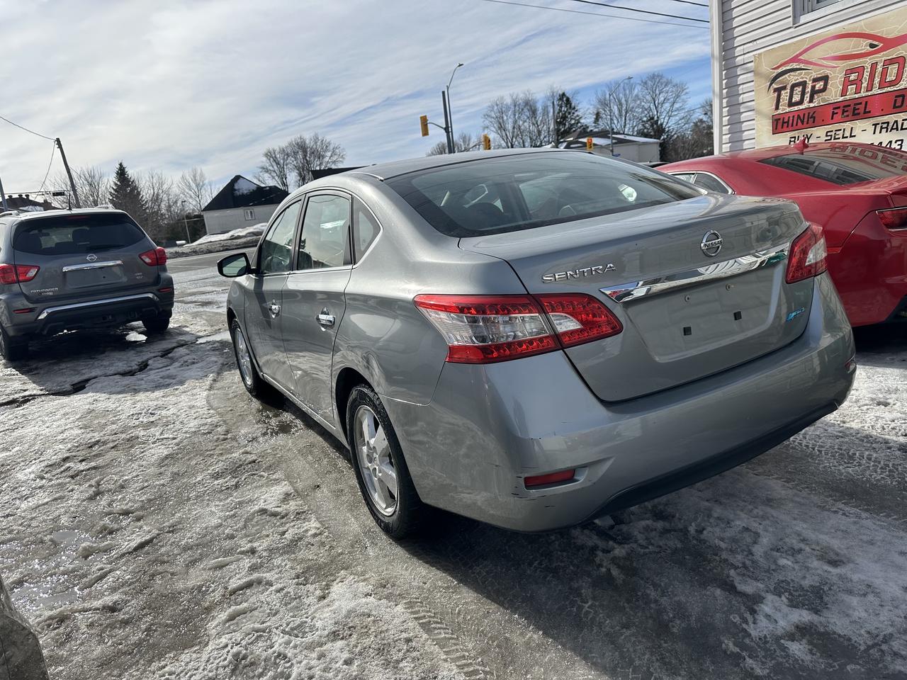 2013 Nissan Sentra SV Photo