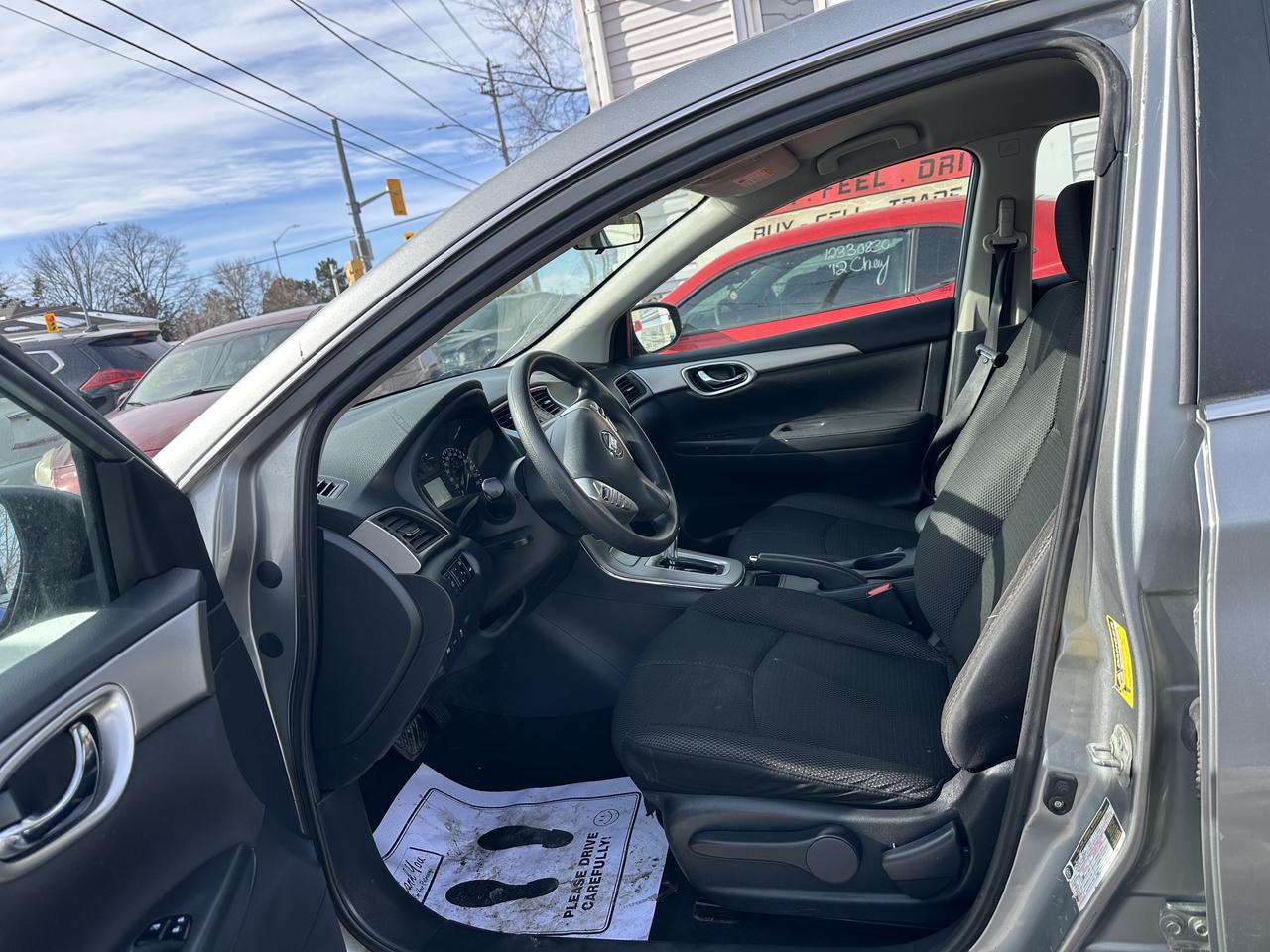 2013 Nissan Sentra SV Photo