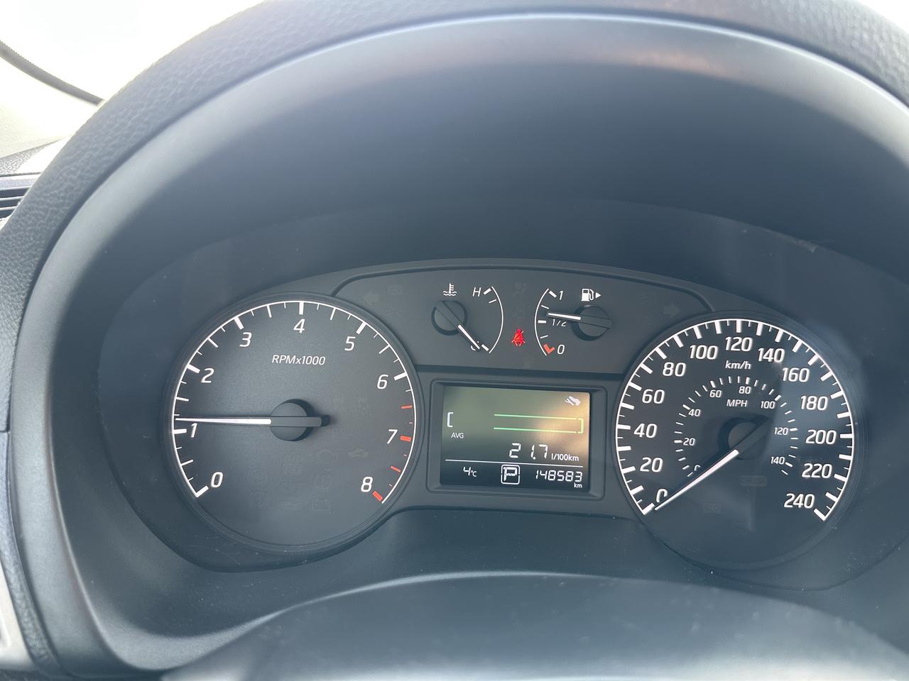 2013 Nissan Sentra SV Photo