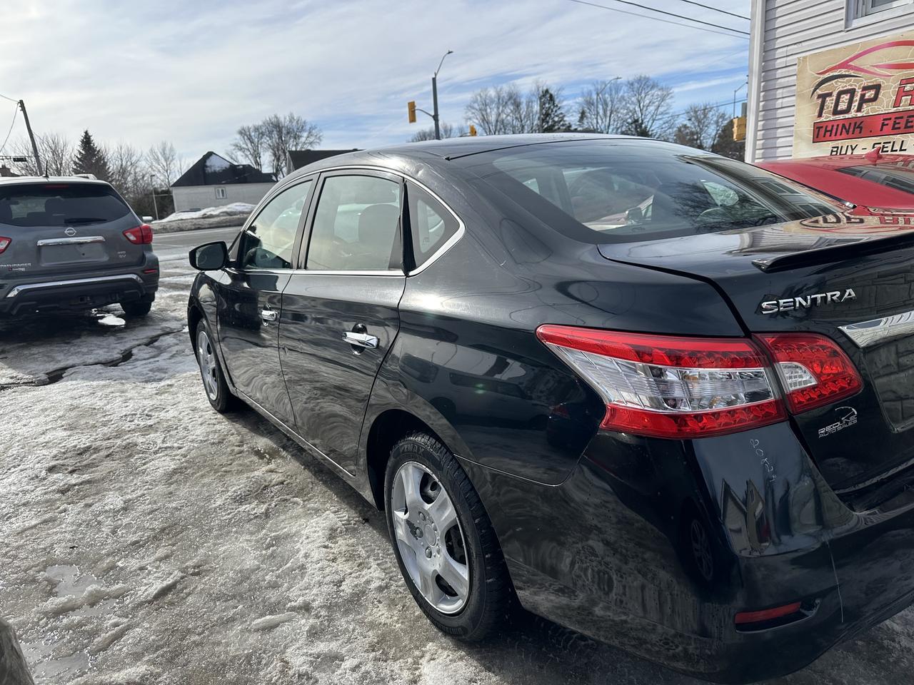 2015 Nissan Sentra SV Photo