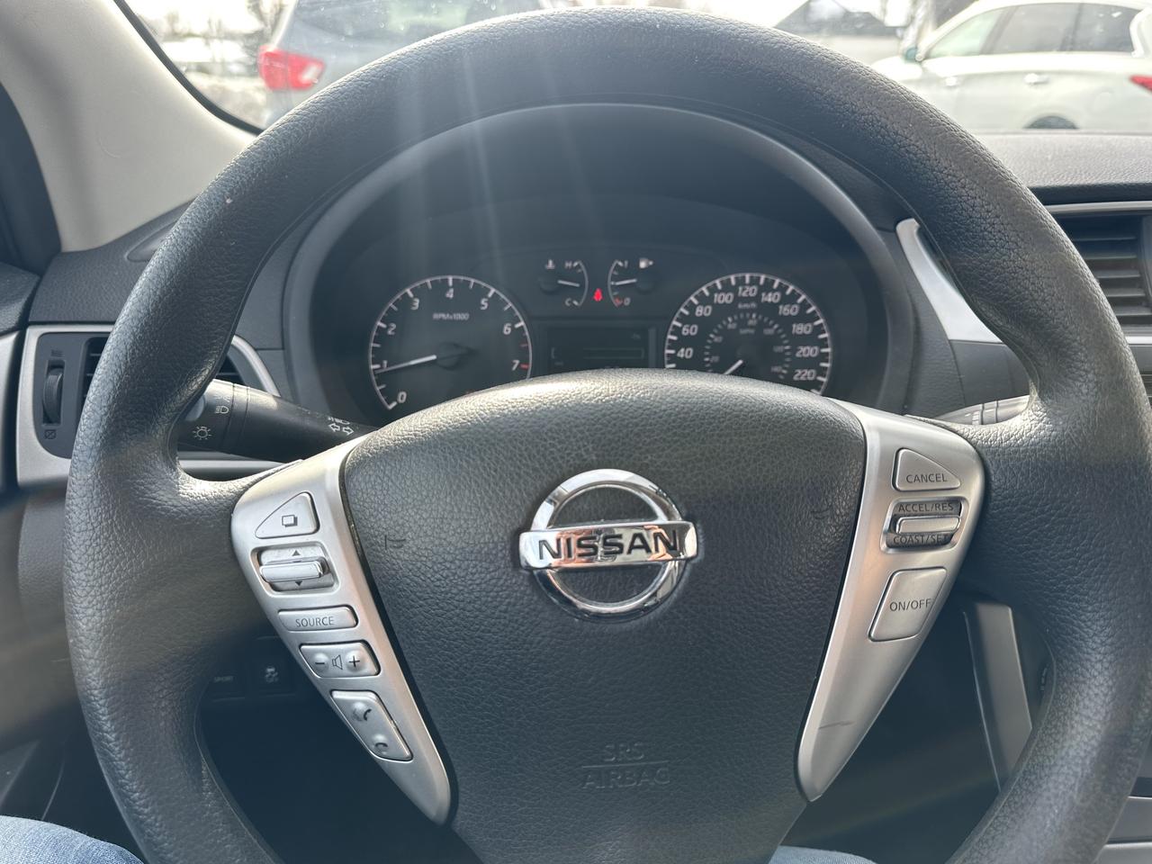 2015 Nissan Sentra SV Photo