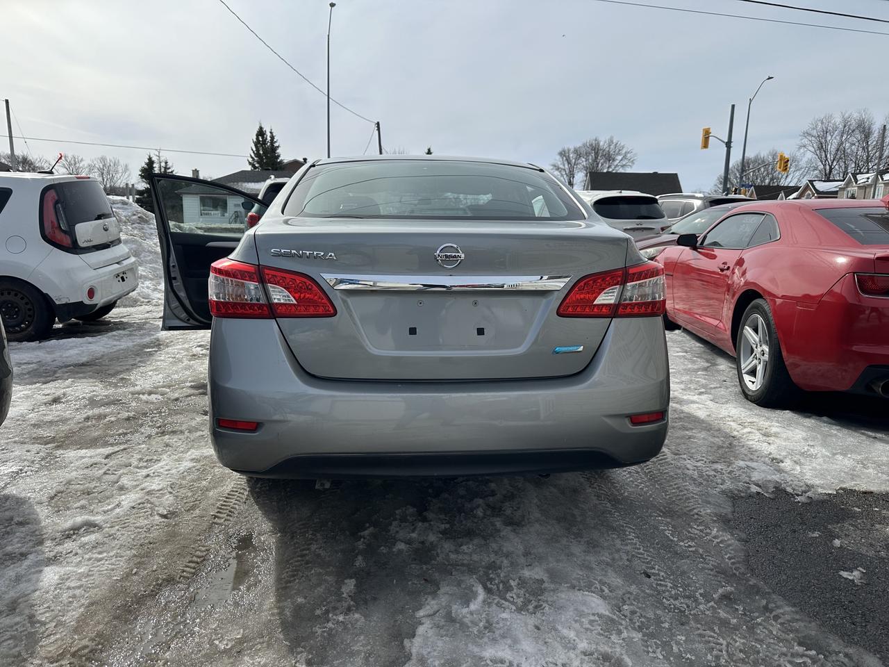 2013 Nissan Sentra SV Photo