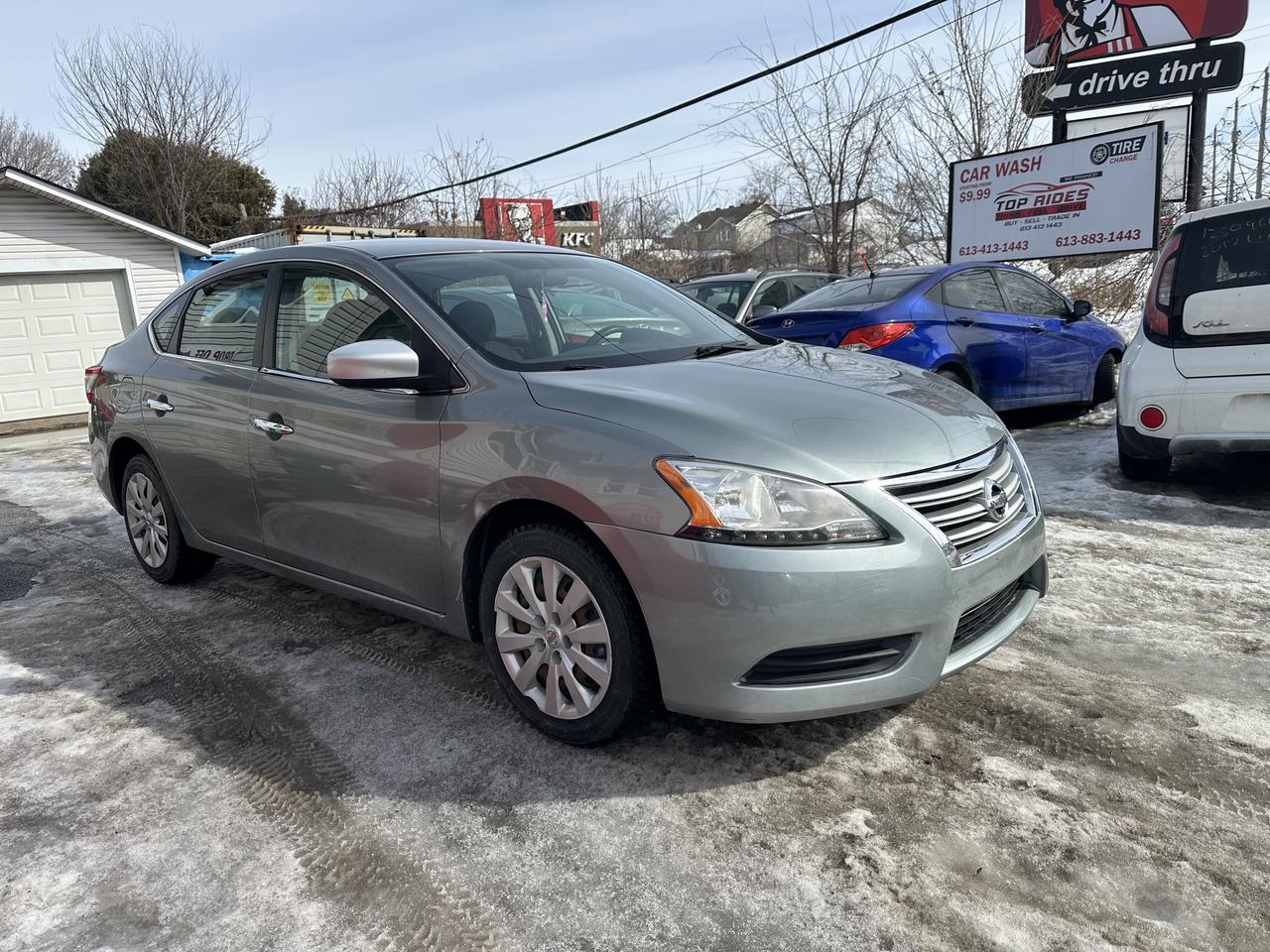 2013 Nissan Sentra SV Photo0