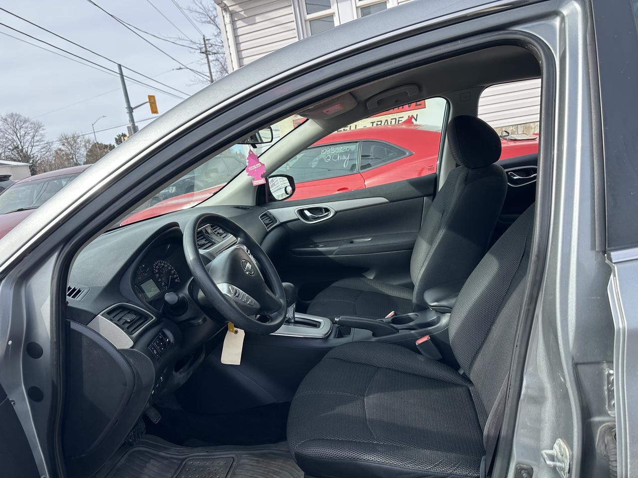 2013 Nissan Sentra SV Photo