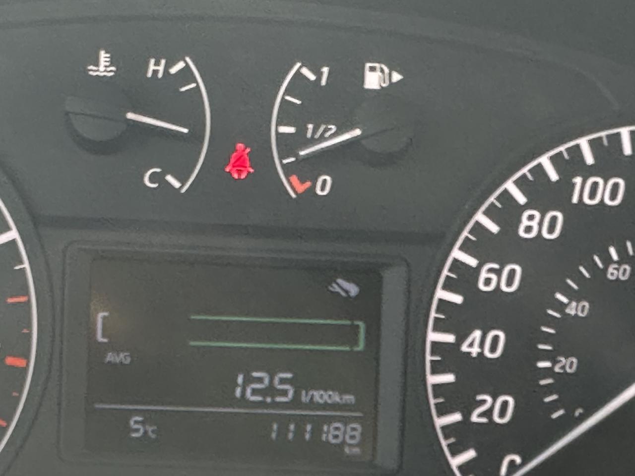 2013 Nissan Sentra SV Photo