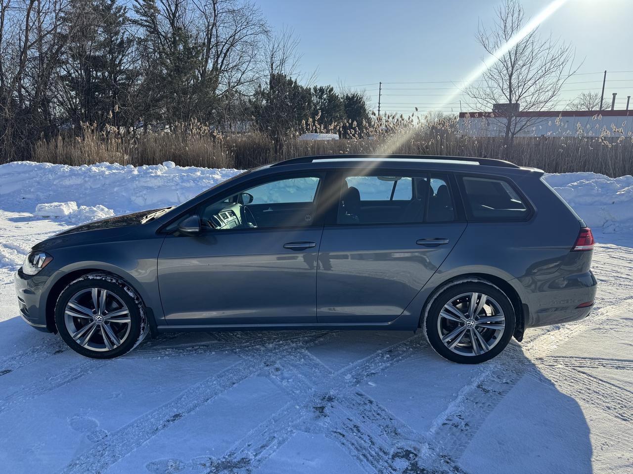 2019 Volkswagen Golf SportWagen  Photo