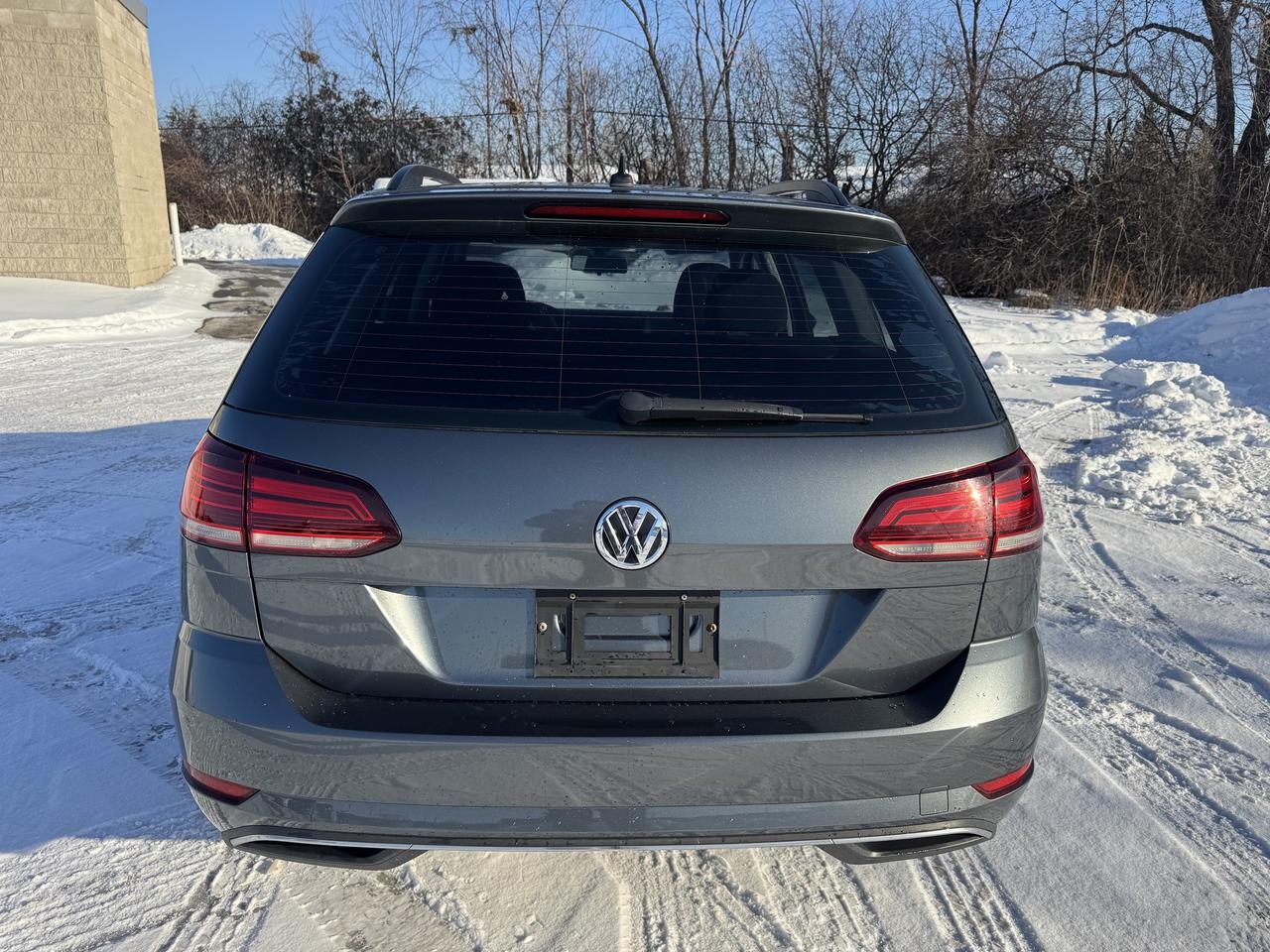 2019 Volkswagen Golf SportWagen  Photo