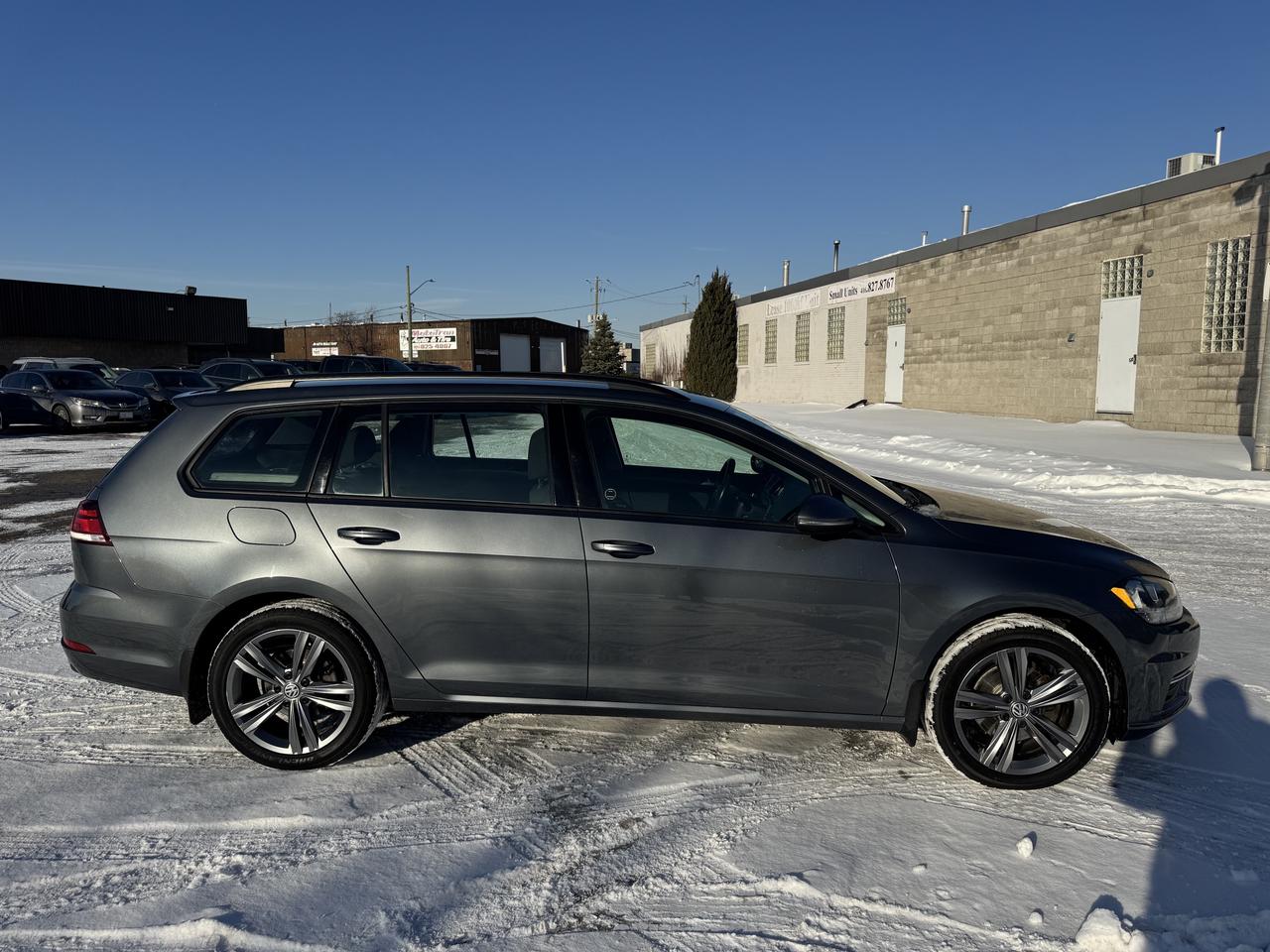 2019 Volkswagen Golf SportWagen  Photo