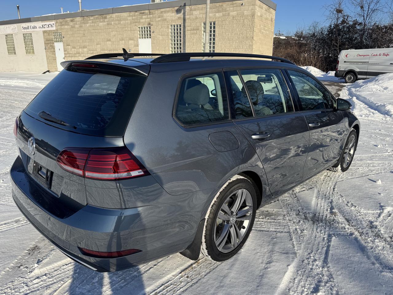 2019 Volkswagen Golf SportWagen  Photo